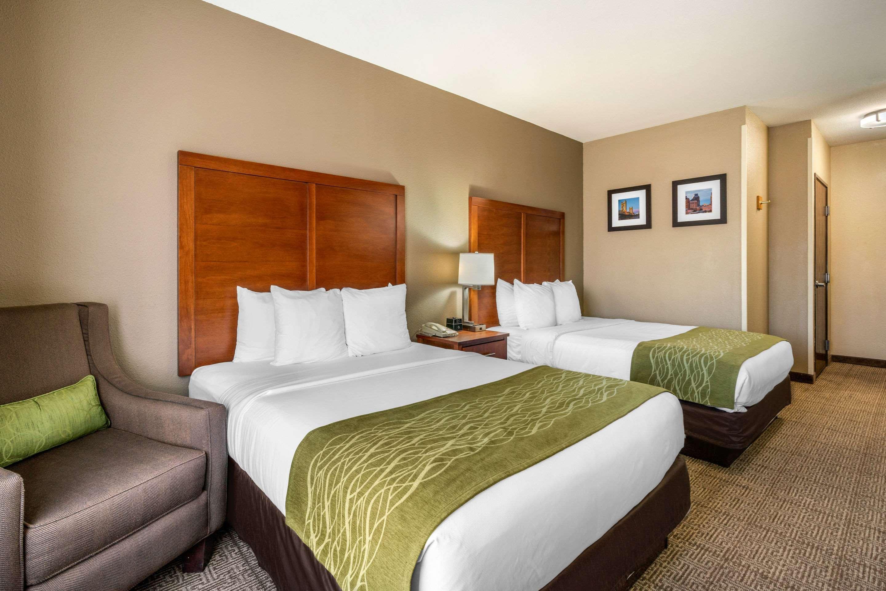Comfort Inn & Suites Sacramento - University Area Екстер'єр фото