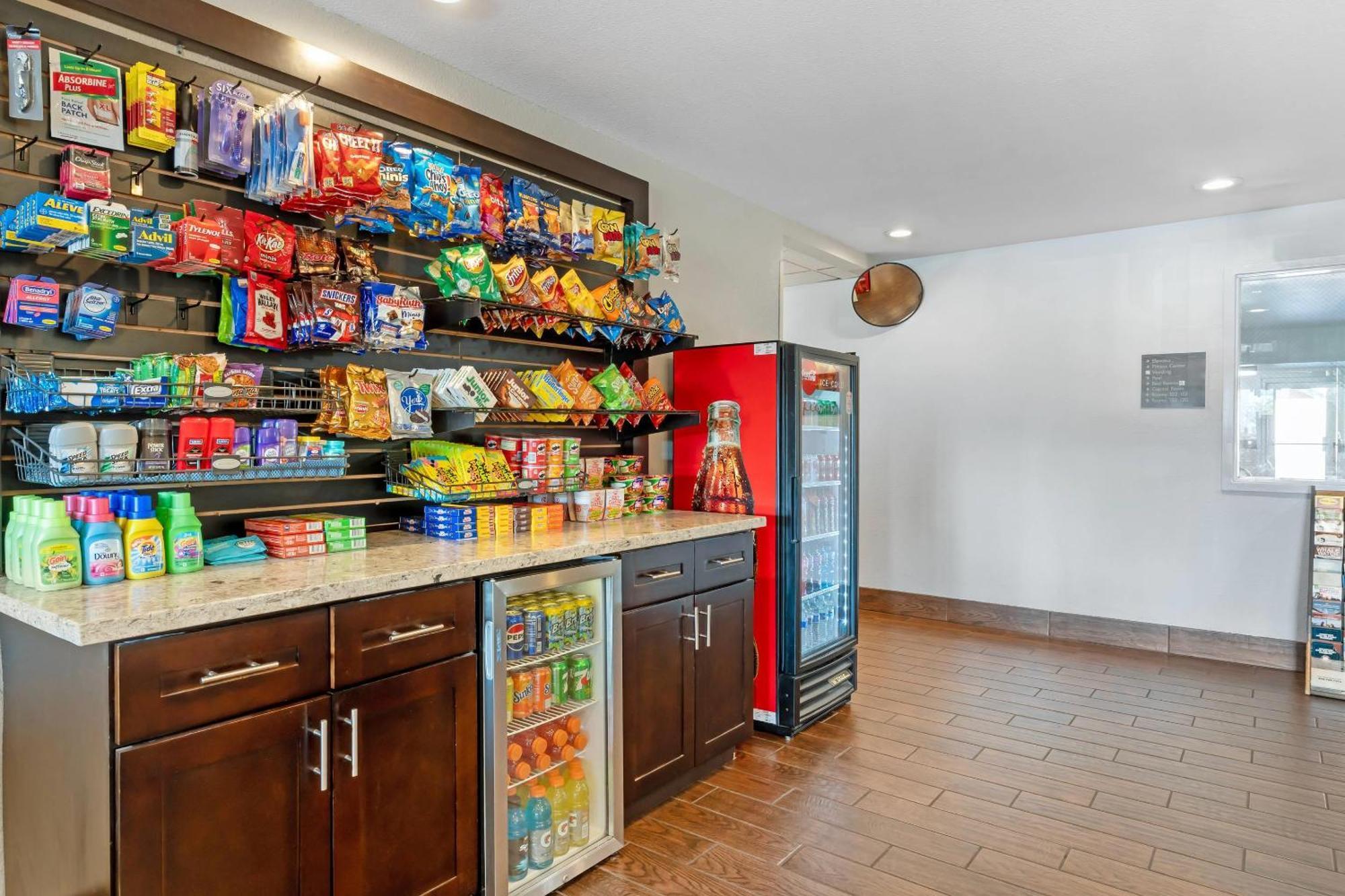 Comfort Inn & Suites Sacramento - University Area Екстер'єр фото