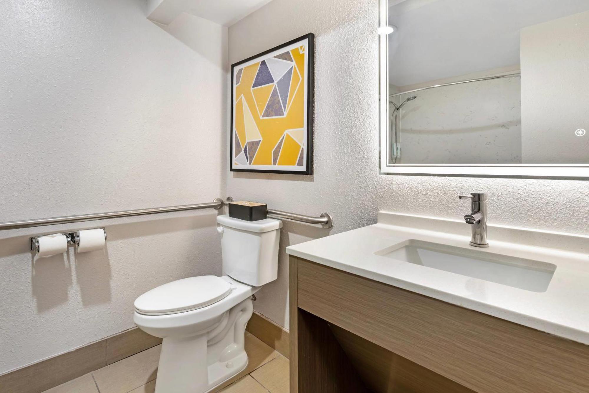 Comfort Inn & Suites Sacramento - University Area Екстер'єр фото