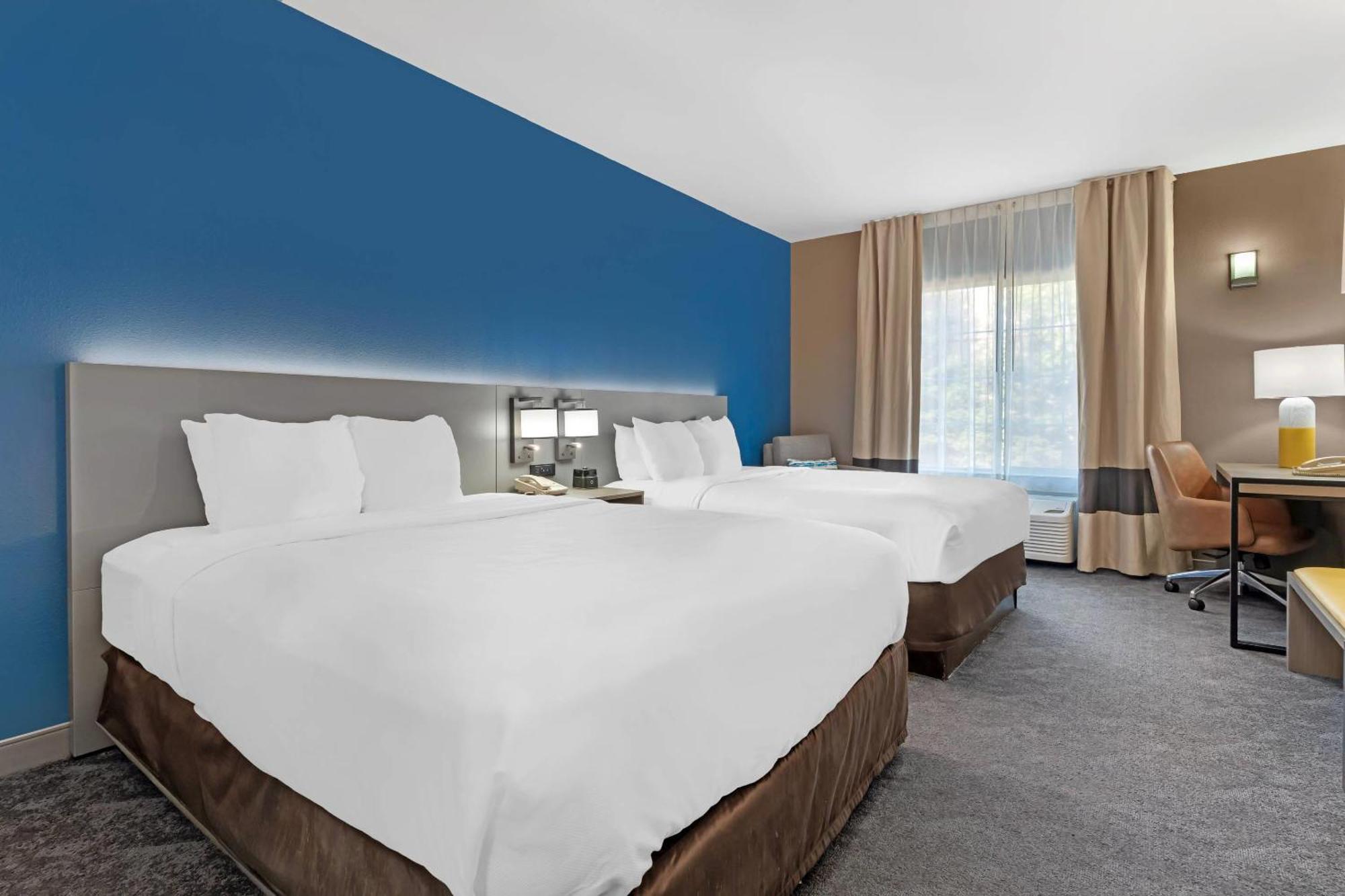 Comfort Inn & Suites Sacramento - University Area Екстер'єр фото